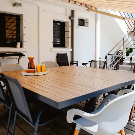 Beach, Movie & Balneotherapy *